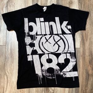 Band Tee | BLINK 182 🤘🏽